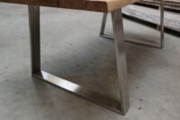 Eiche Rustikal Tisch Baumkante 4cm - 200x90cm Trapez Edelstahl
