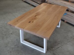 Tisch aus Eiche 5cm stark in 200x100cm