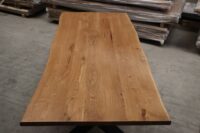 Tisch mit Baumkante aus Eiche 220x100cm