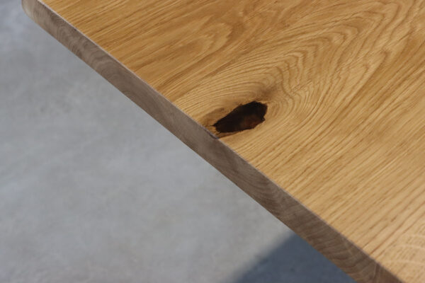 Tisch mit Baumkante mit Epoxidharz in 260x100cm