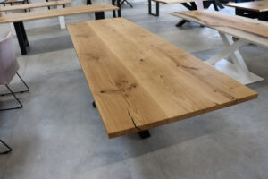 Tisch aus Eiche Esstisch in 300x100cm