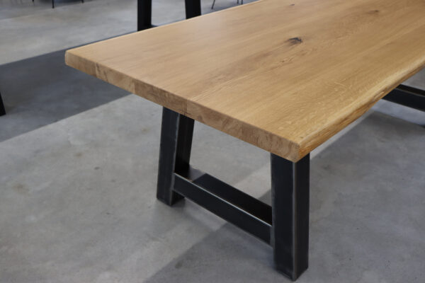 Tisch aus Eiche in 6cm Stärke 240x100cm