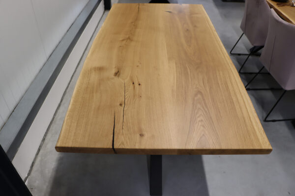 Eiche Rustikal Tisch Baumkante 4cm Epoxy - 180x90cm Spider