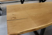 Tisch mit Ansteckplatte aus Eiche und Epoxy in 180x100cm