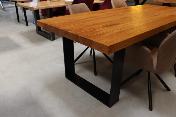 Tisch aus Alteiche Esstisch in 240x100cm