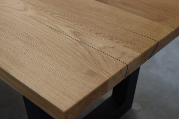 Tisch aus Eiche Esstisch in 260x100cm.