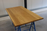 Tischplatte aus Eiche mit Baumkante in 180x90cm