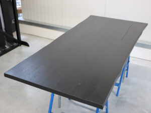 Tischplatte aus Eiche schwarz gebeizt in 200x90cm