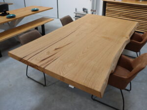 Tisch aus Kastanie als Konferenztisch 260x130cm